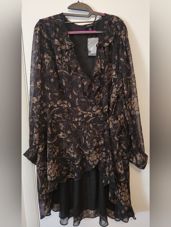 torrid Dresses & Skirts - Torrid Black & Gold Sparkly Floral Long-Sleeve Chiffon Blouse Long Size 3x NWT